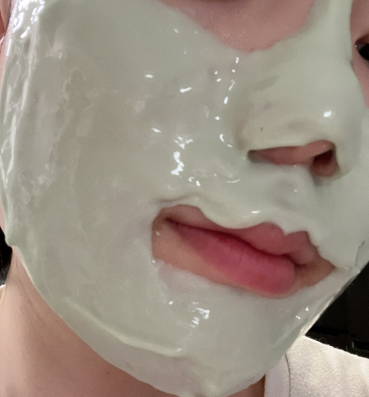 집에서 할 수 있는 확실한 기미 없애는 법 밀가루팩